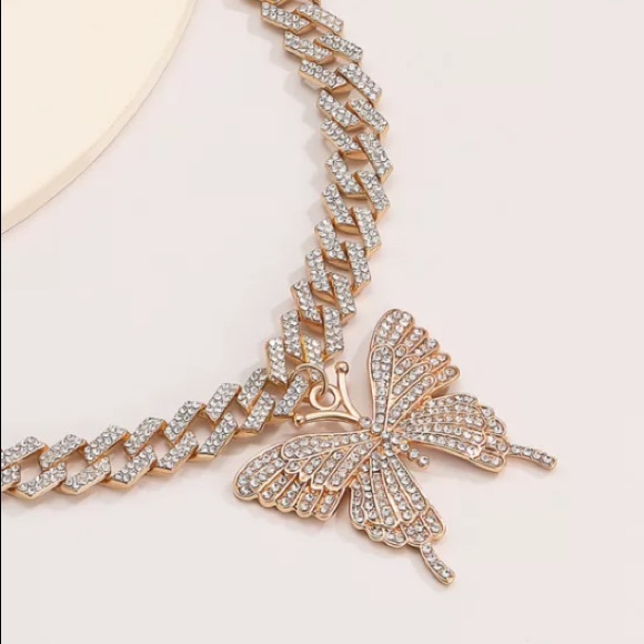 Luxury Rhinestone Cuban Butterfly Gold Necklace - Picture 4 of 4